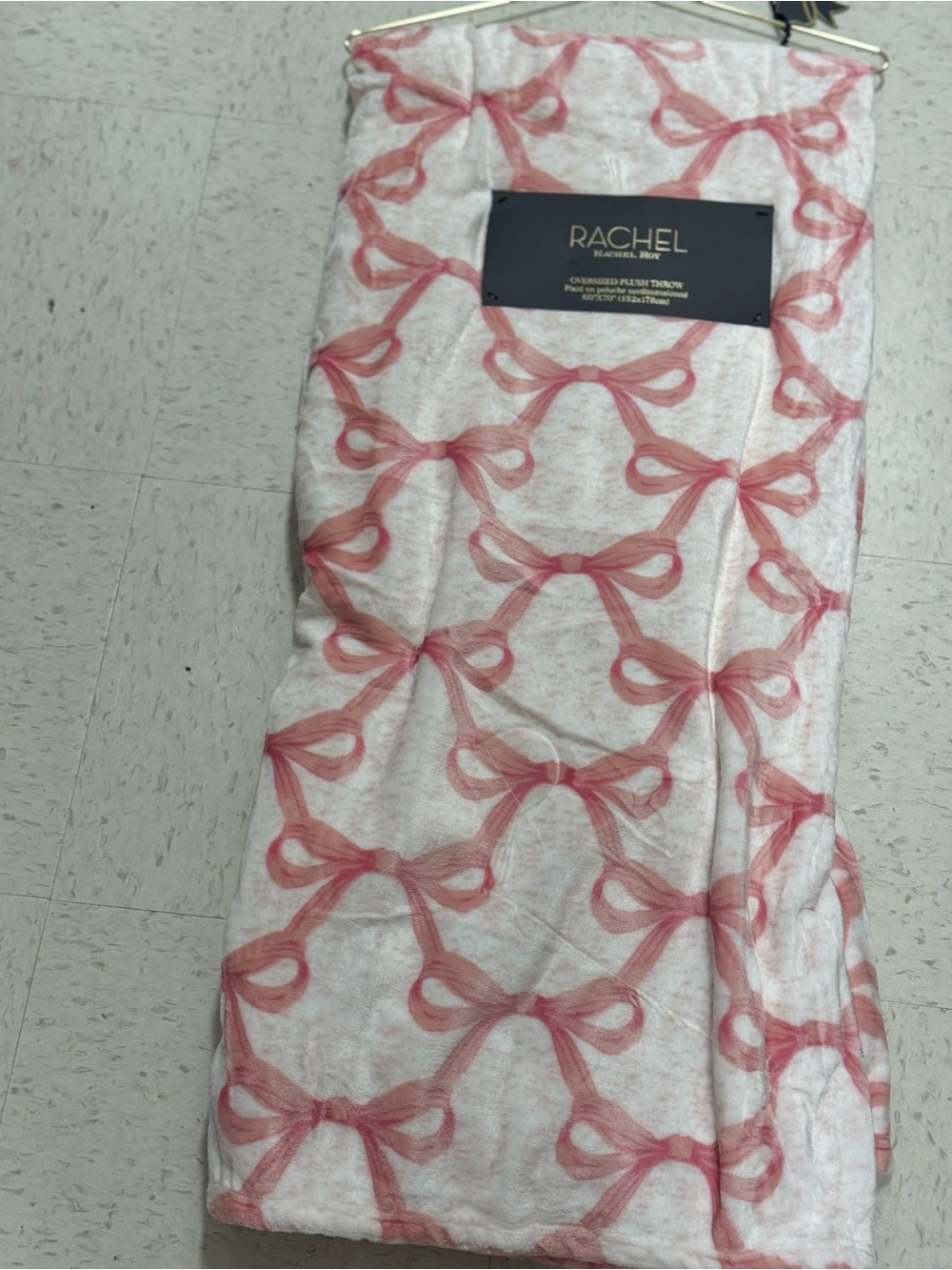 Rachel Pink Bow Pattern Plush Throw Blanket